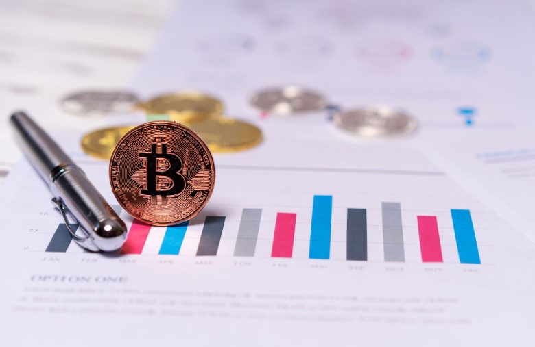 Bitcoin pode cair para US$ 48 mil? O que diz o padrão