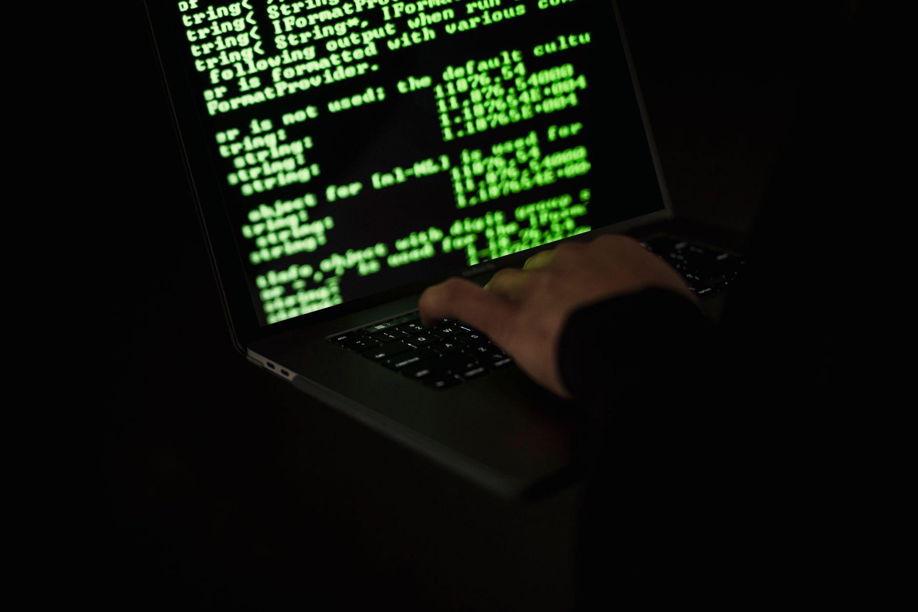 Microsoft descobre malware que se espalha por USB e rouba carteiras de criptomoedas desde fevereiro