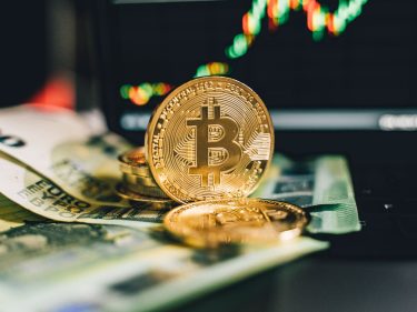 Ripple obtém licença MiCA e mira pagamentos cripto em 30 países europeus