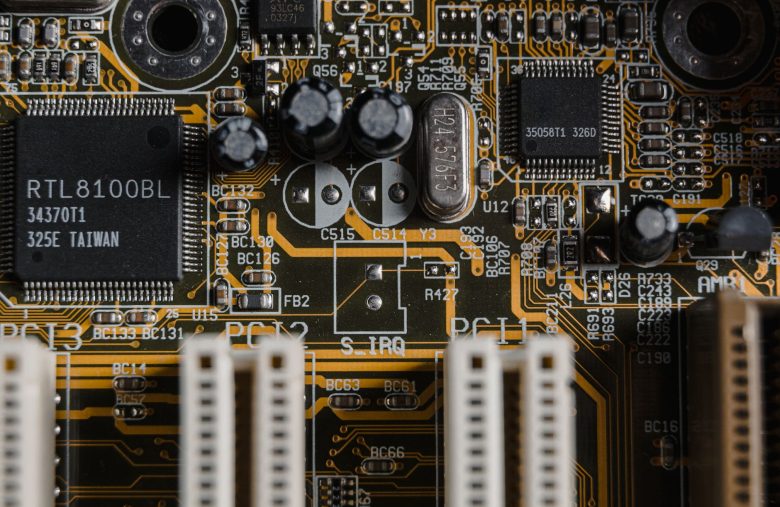 Anthropic negocia chip próprio com Samsung: o que muda na IA