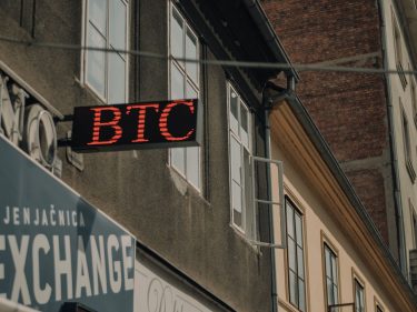Tether investe US$ 20 mi no Mercado Bitcoin: o que muda