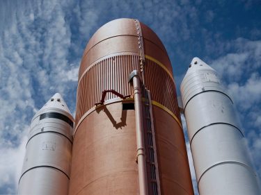 SpaceX, OpenAI e Anthropic valem mais que 25 anos de IPOs