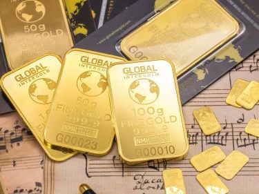 Ouro sobe 5,5% na semana: o que a crise dos Treasuries sinaliza